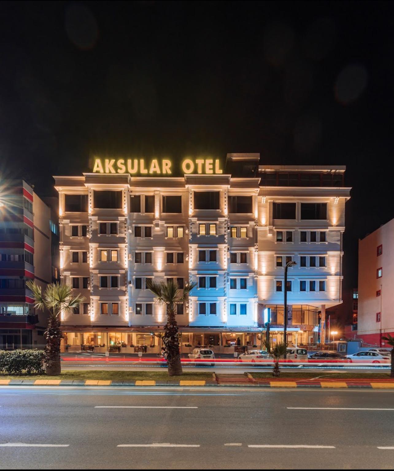 فندق اكسولار